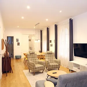 Piso Exclusivo Frente Al Casco Viejo Con Parking Gratis , Bilbao Espagne